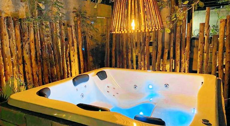 House with jacuzzi & pool in Arraial do Cabo