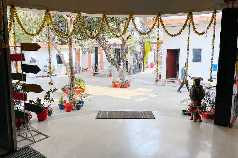 Lord Buddha Guest House