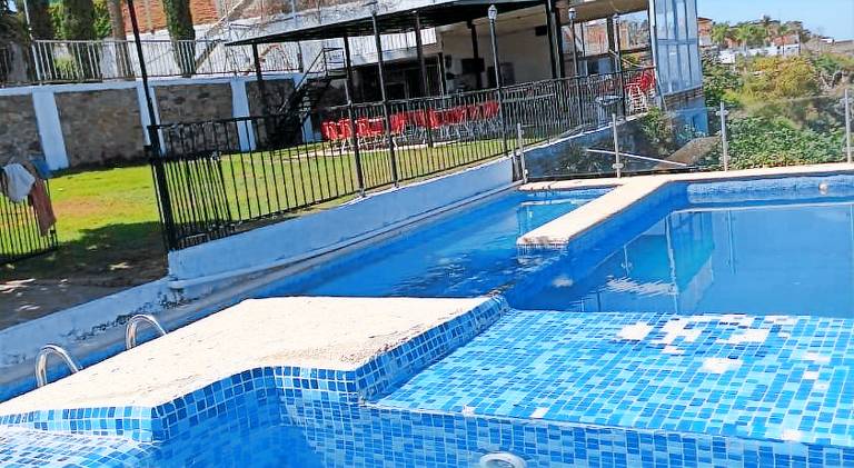 Beautiful villa with garden, private pool & terrace | Pet-friendly in Tonalá