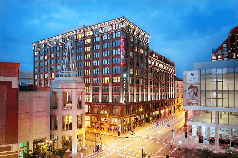 Embassy Suites by Hilton St. Louis Downtown in St. Louis, MO
