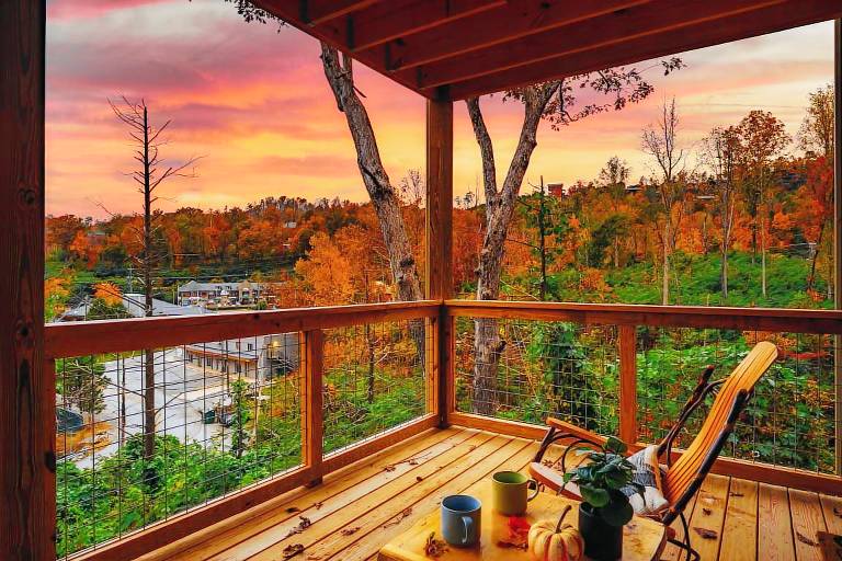 Stunning 4 King Suites Hot Tub Views GameRm — photo 4
