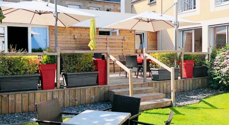 Logis Hotel Restaurant Le Gue Du Holme — photo 4