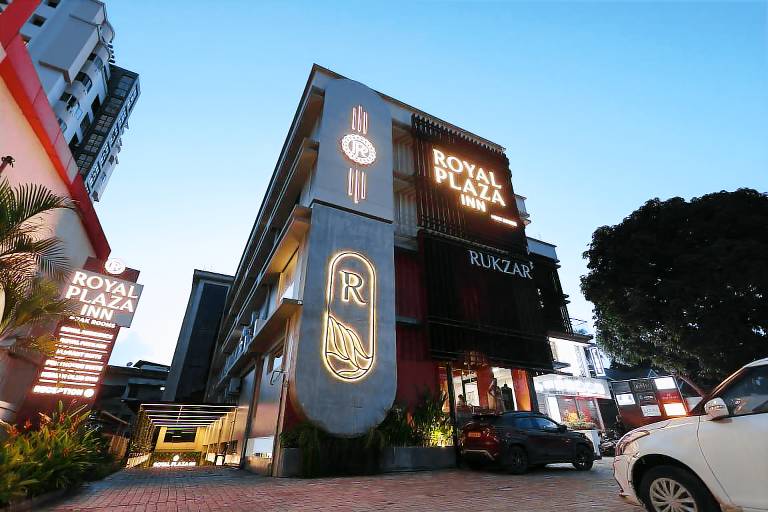 Royal Plaza Inn by RAK Rooms