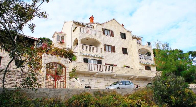 Rental apartment with 1 room for 2 persons in Postira