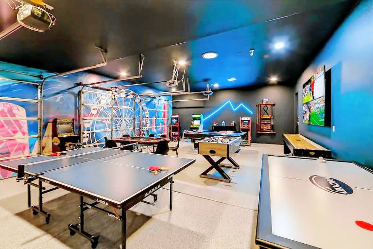 Family-friendly vacation home with private pool | Pets are welcome — photo 5