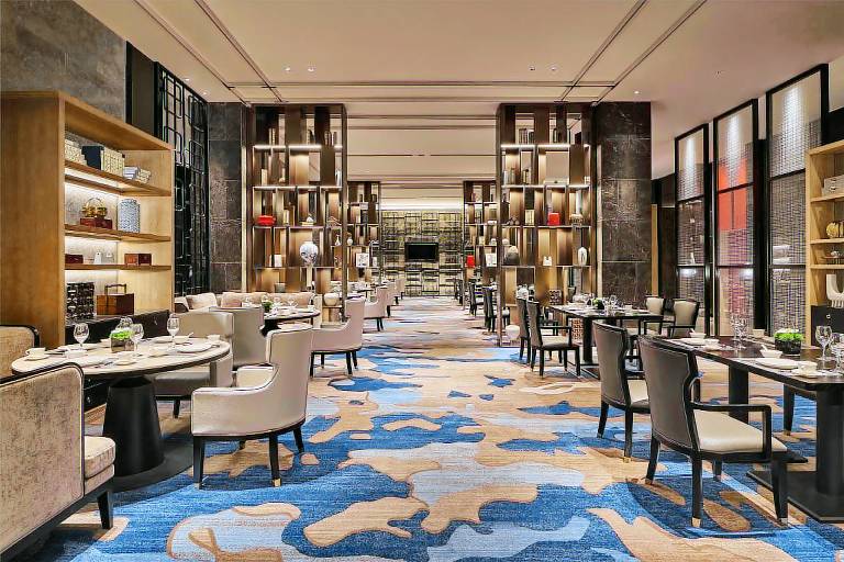 Secan Hotel Qingdao, Curio Collection by Hilton — photo 2
