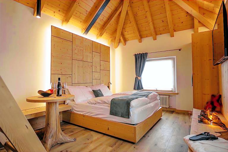 TEVERONE SUITES - Camera Camoscio — photo 3