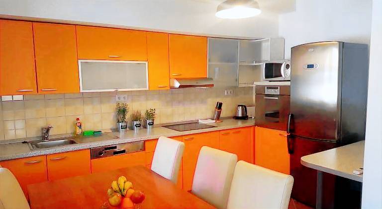Holiday apartment with 3 rooms for 6 persons — photo 4
