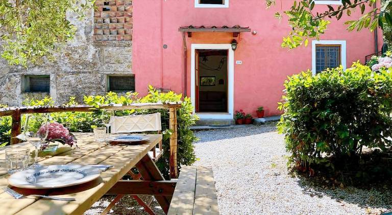 Charming holiday apartment | Pets are welcome in Lucca