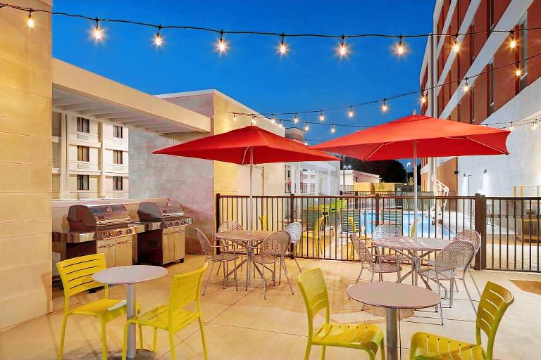 Home2 Suites by Hilton Charlotte Airport — photo 4