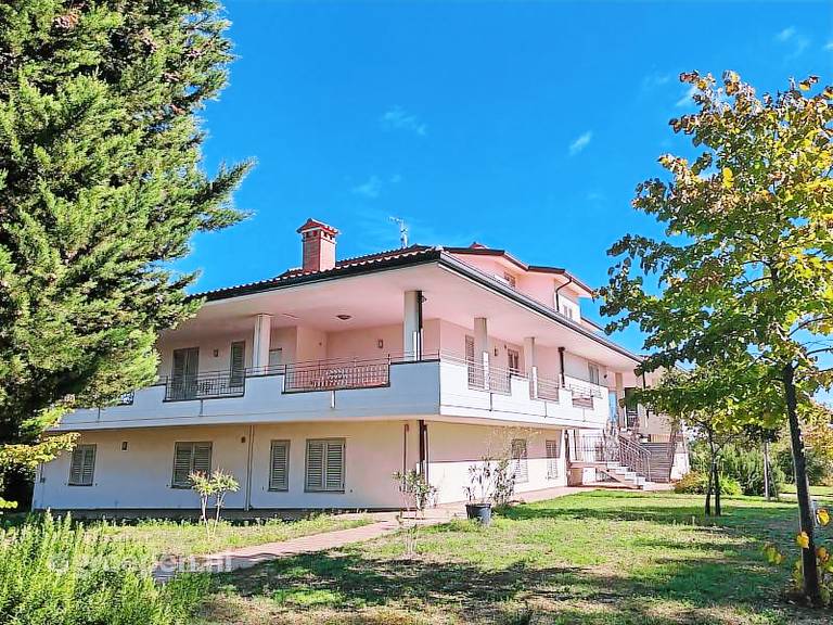 Fully equipped nice house with garden, terrace & private pool | Dogs allowed — photo 5