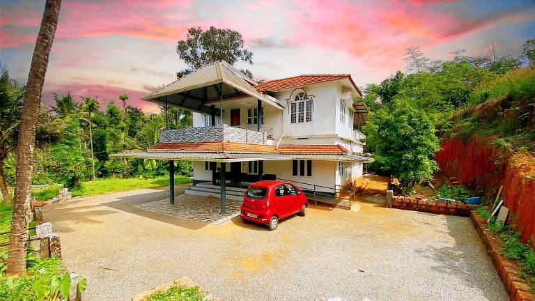 KARMALHILLS HOMESTAY