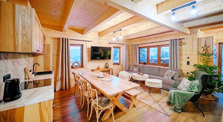 Apartment with sauna & yard — photo 4