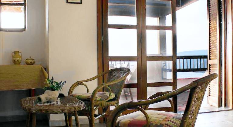 House with 3 rooms for 6 persons — photo 2