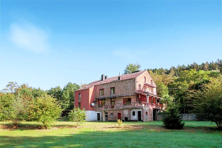 Lovely house with terrace, BBQ & yard | Sea view | Pets allowed in Liege