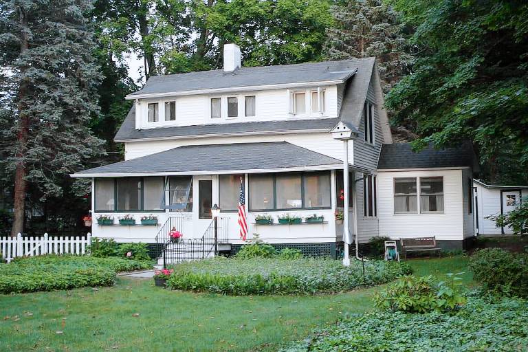 Cottage Douglas