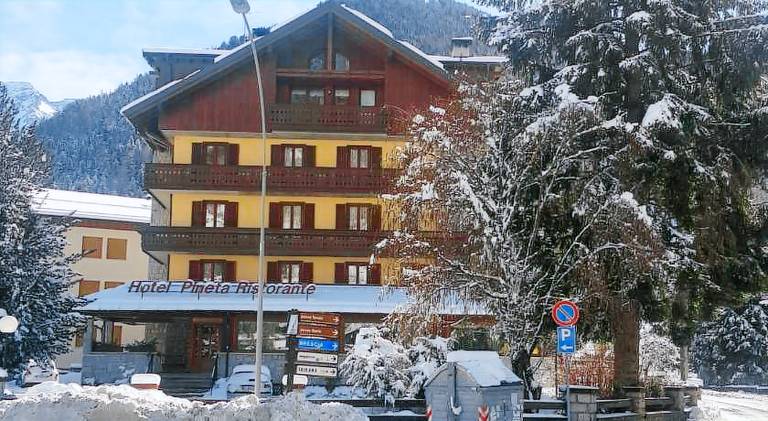 Hotel Pineta in Ponte di Legno