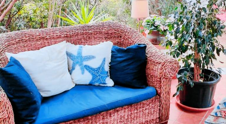 Vacation home with terrace, garden & barbecue — photo 2