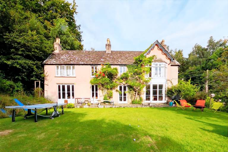 House  Crickhowell