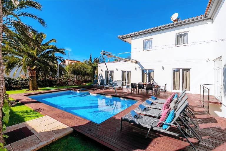 Villa 'Amarador' with Private Pool, Wi-Fi and Air Conditioning — photo 4