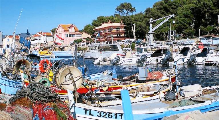 Beautiful vacation home | Beach nearby | Pets are welcome in La Seyne-sur-Mer
