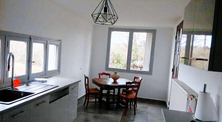 Spacious vacation home | Pets allowed — photo 4