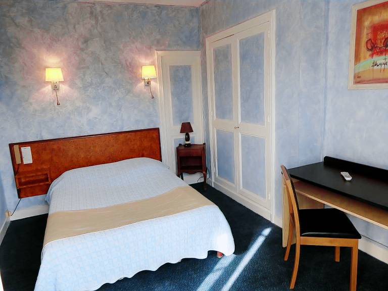 La Champagne Ardenne - HOTEL CABOURG — photo 2