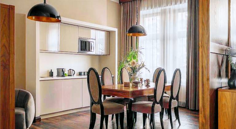 Serviced apartment with yard & patio | Next to St. Florian's Gate — photo 4