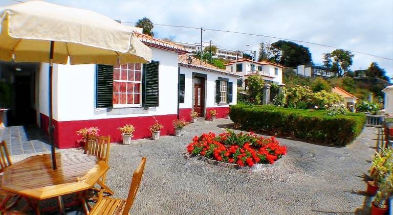 Vacation home | Close to Tropischer Garten Monte Palace | Pet-friendly in Funchal