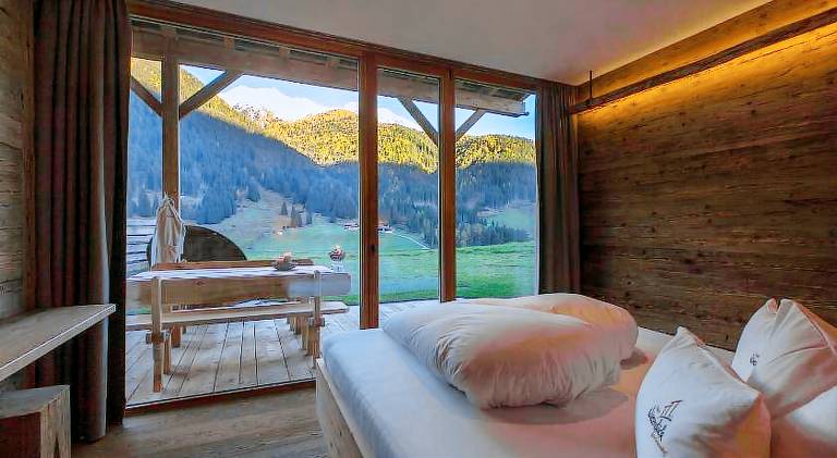 Wonderful chalet with yard, sauna & patio | Good for workation | Pets allowed — photo 2