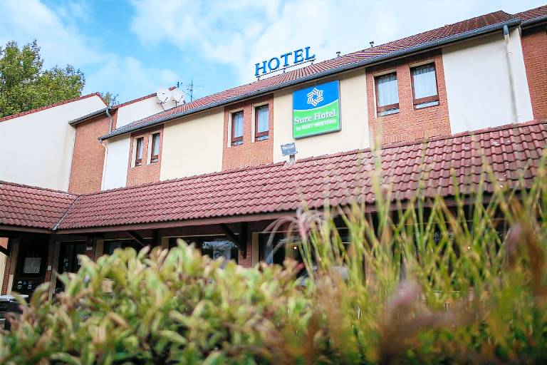 Sure Hotel by Best Western Lille Tourcoing in Roubaix