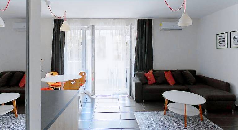 Dobo Apartman — photo 2