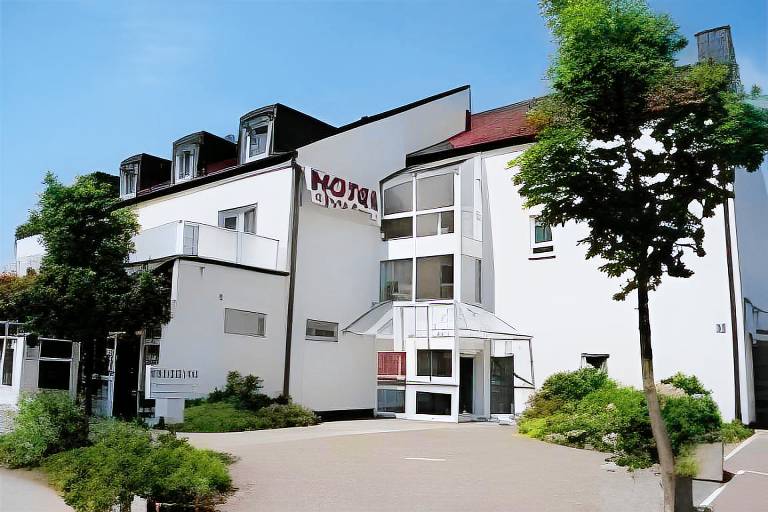Hotel Blutenburg in Munich