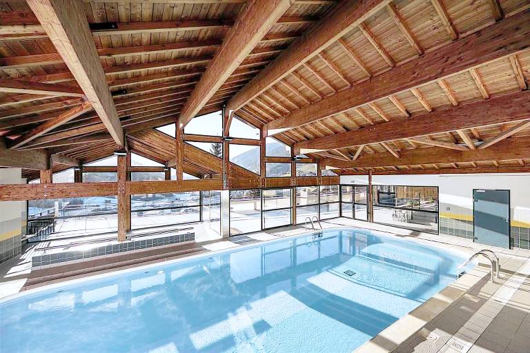 View panoramic, fitness, swimming pool, sauna, balcony, parking, tv, ski locker, 36-46m² in Le Grand-Bornand