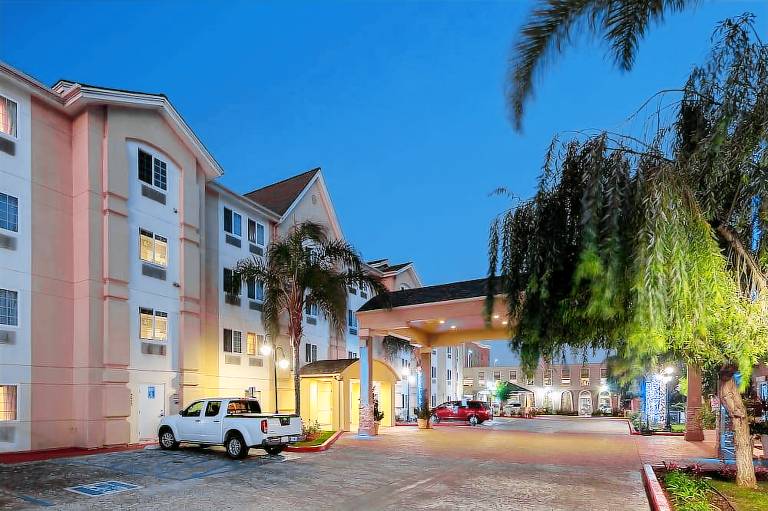 Candlewood Suites LAX Hawthorne by IHG