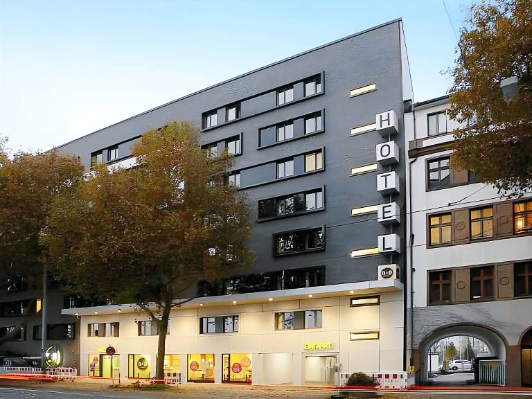 B&B HOTEL Frankfurt City-Ost in Frankfurt Am Main