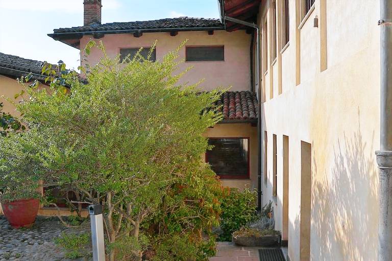 Bed & Breakfast  Biella