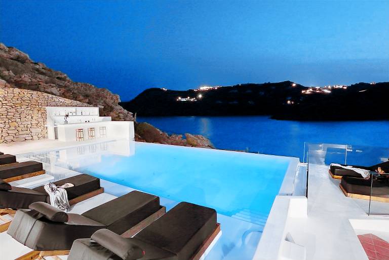 Fully equipped nice villa with pool | Sea view | Next to the beach | Good for workation | Pets are welcome in Mykonos