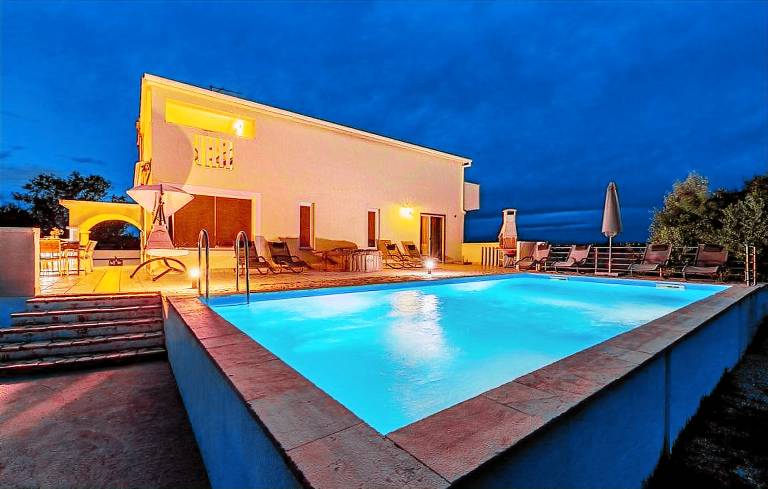 Villa  Turanj