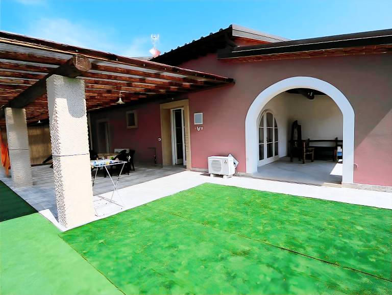 Fattoria Palazzeta in Cecina