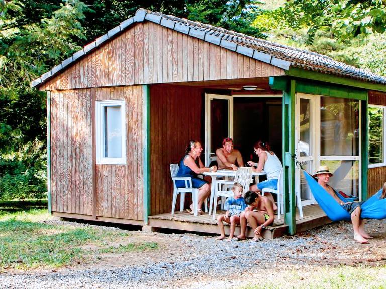 Chalet with pool & patio — photo 2
