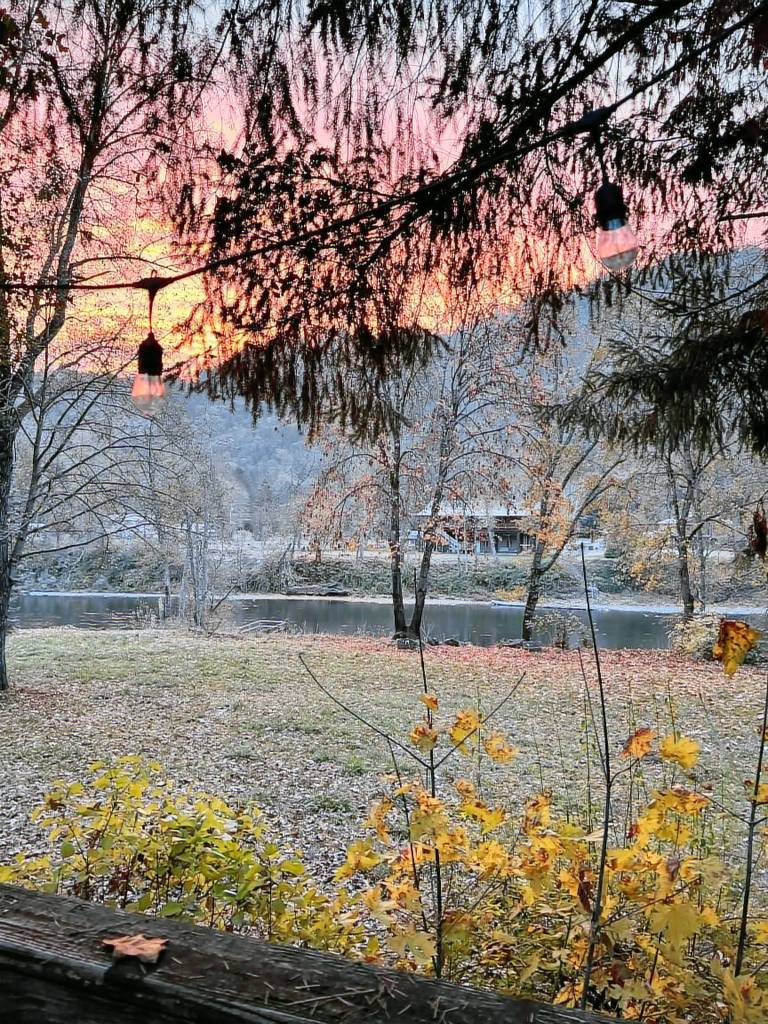 House Rogue River