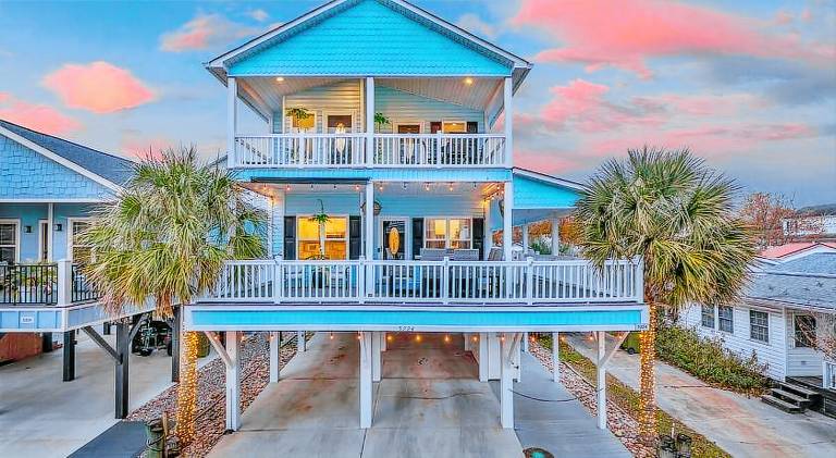 Vacation home with pool in Garden City, SC