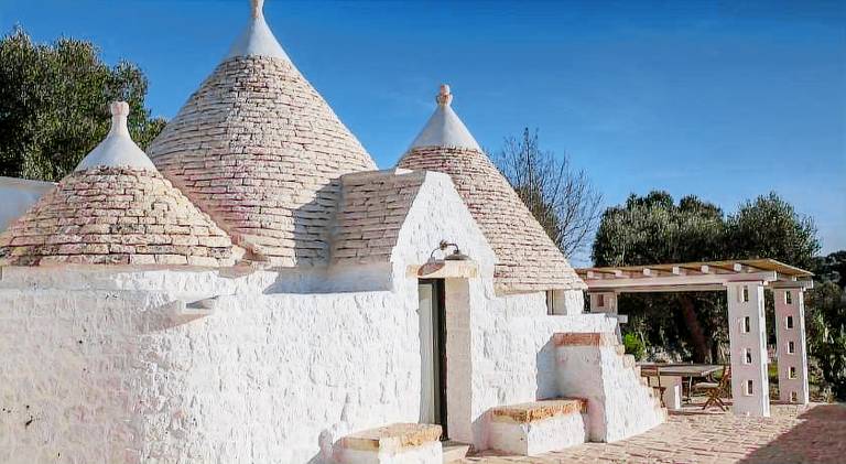 Fully equipped house with patio, private pool & garden | Dogs allowed in Ostuni