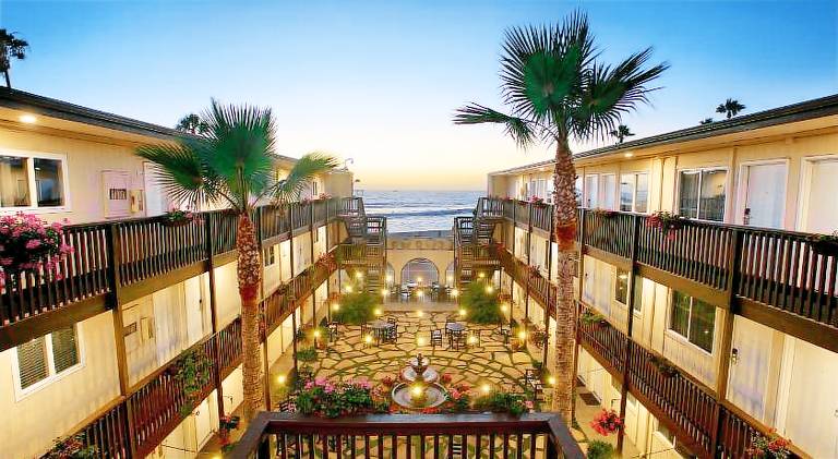 Ocean Beach Hotel — photo 3