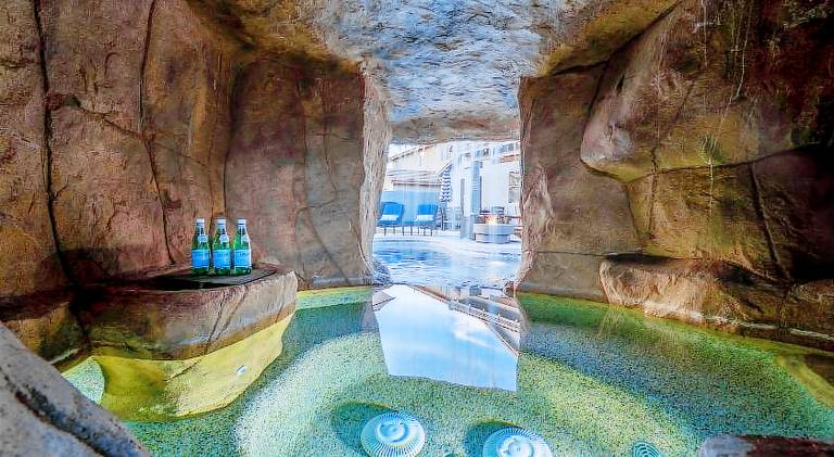 Fully equipped ample vacation home with jacuzzi, BBQ & private pool | Good for workation | Pets are welcome — photo 4