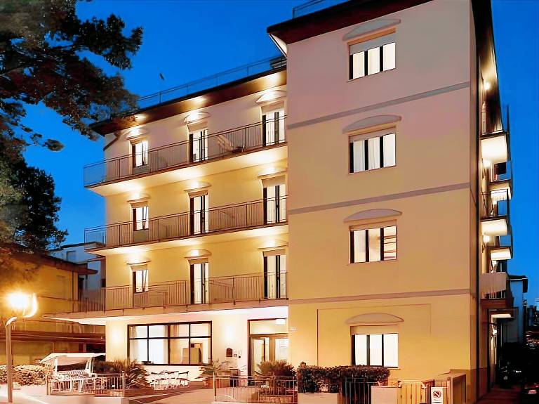 Betjent leilighet Riccione
