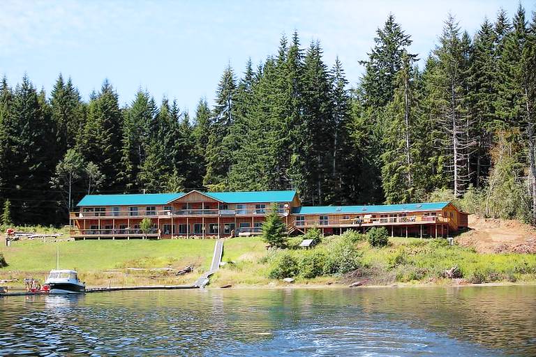 Lodge Port Hardy