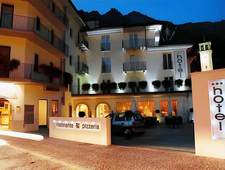 Hotel San Lorenzo Chiavenna in Chiavenna