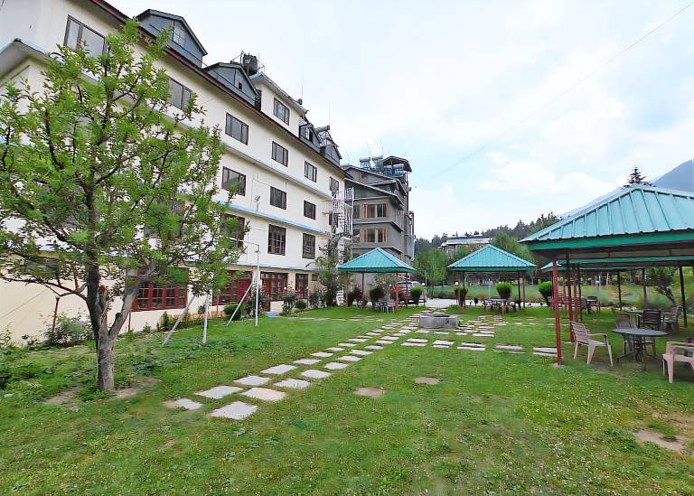 Celebriti Inn by London vista Hotels - Old Manali in Manali
